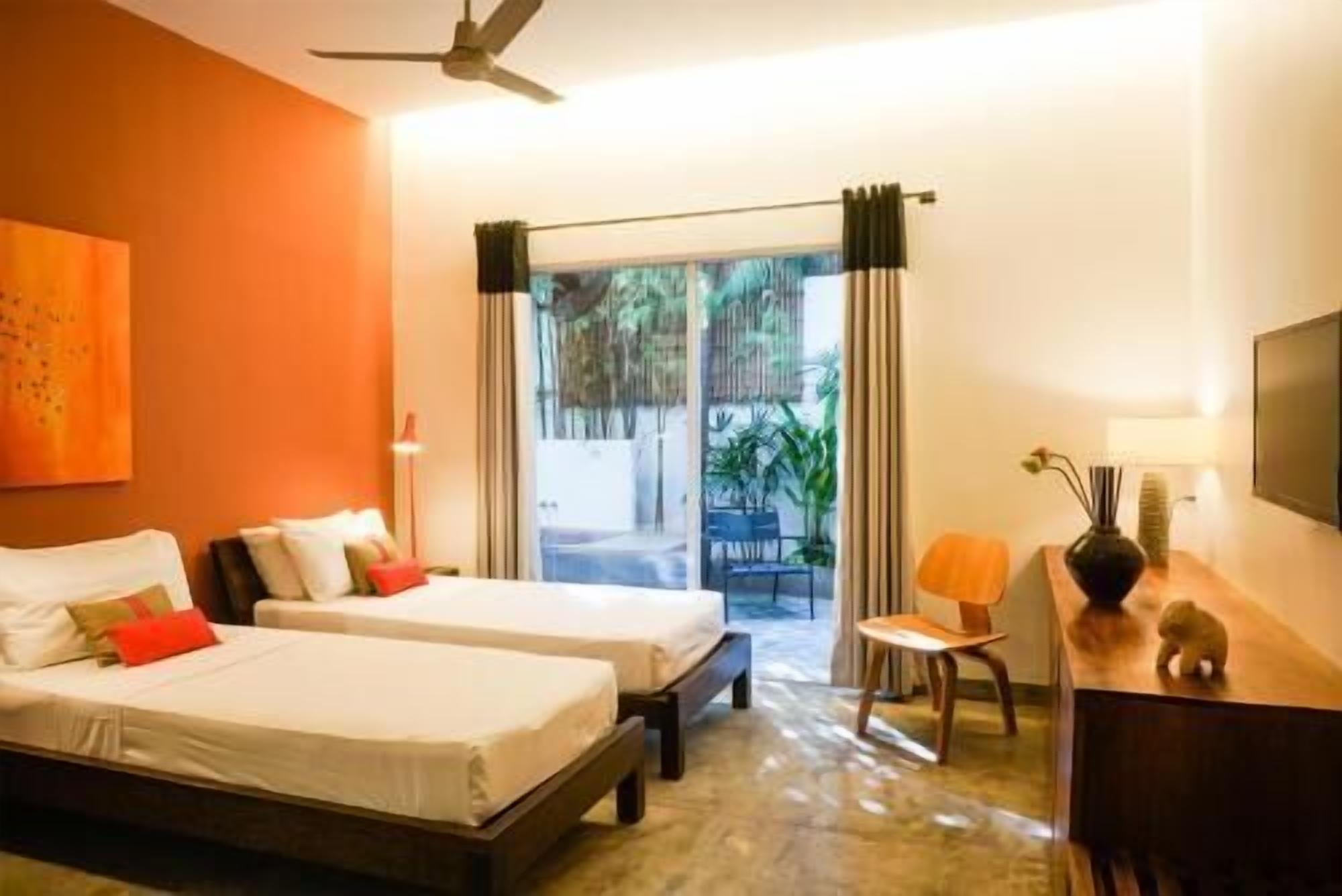 Colchones con efecto memoria y minibar 