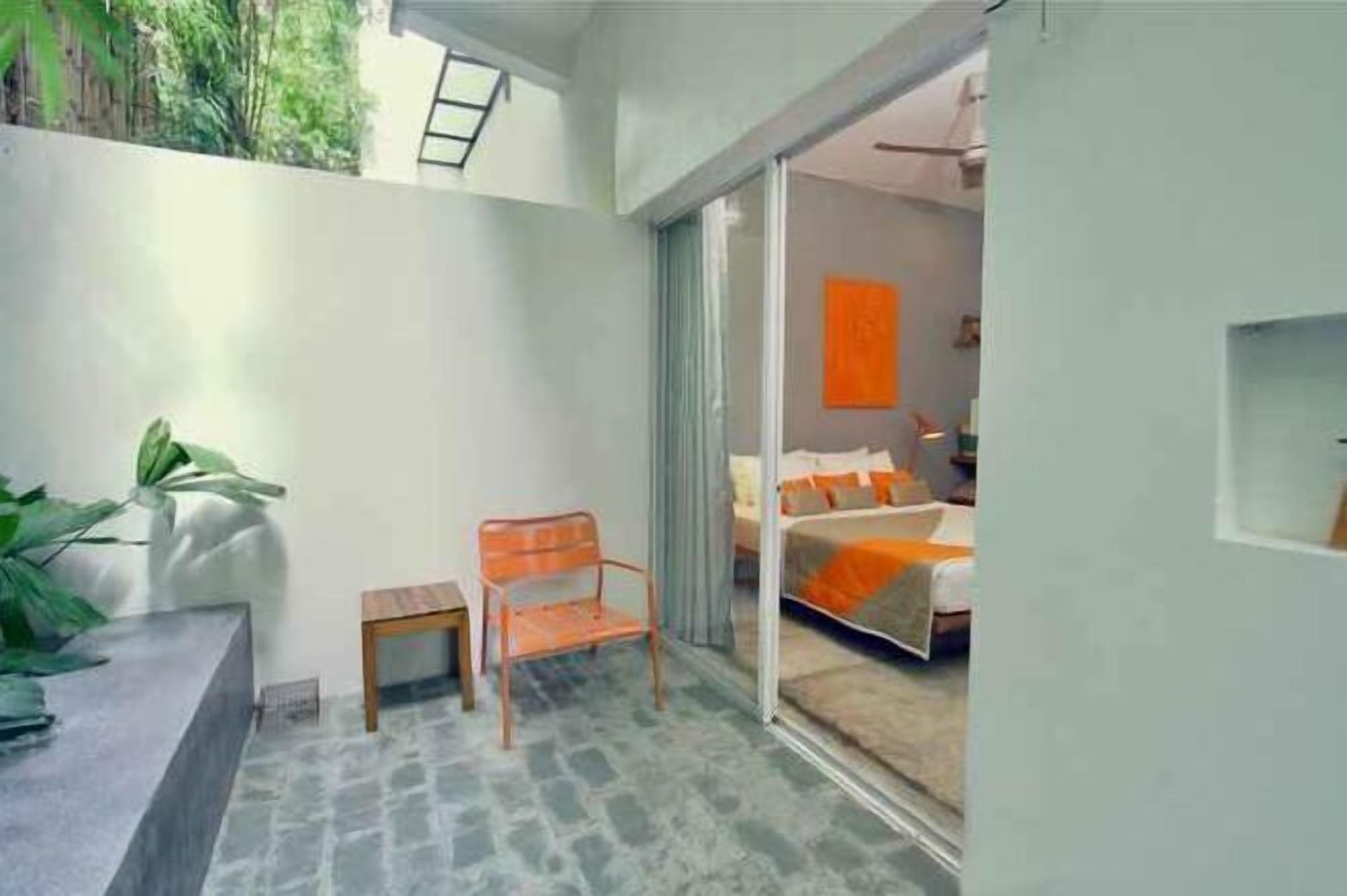 Betten mit Memory-Foam-Matratzen, Minibar, Zimmersafe, Schreibtisch