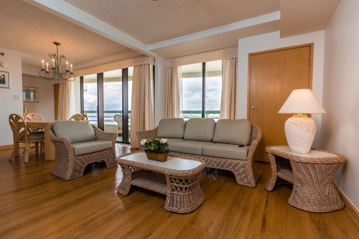 1 bedroom, blackout curtains, iron/ironing board (on request), free WiFi