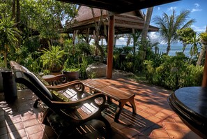 Couples treatment room(s), sauna, hot tub, Turkish bath/hammam