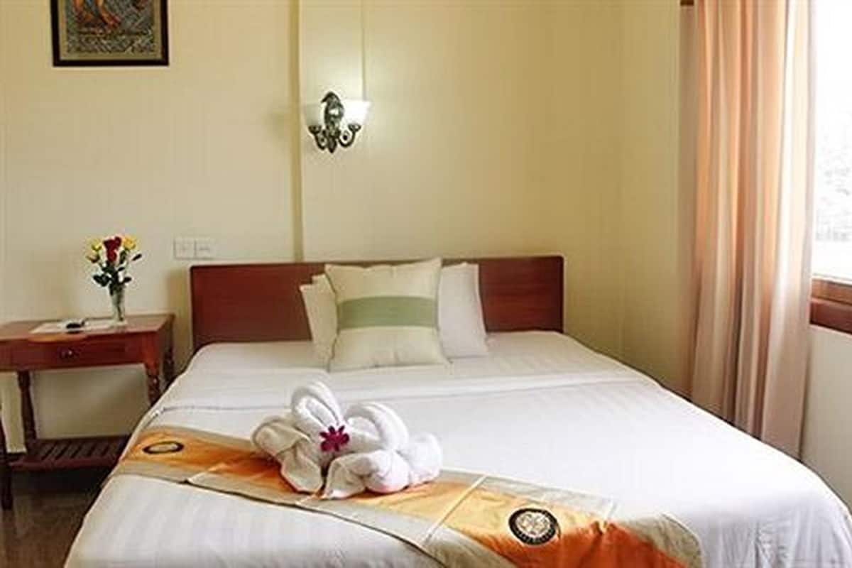 Phòng đôi Deluxe | Minibar, bàn, truy cập Internet không dây miễn phí, trang trí khác biệt 