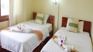 Phòng 2 giường đơn Deluxe | Minibar, trang trí khác biệt, trang bị nội thất với thiết kế riêng biệt