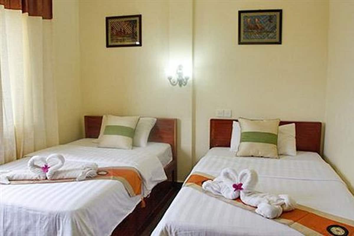Phòng 2 giường đơn Deluxe | Minibar, bàn, truy cập Internet không dây miễn phí, trang trí khác biệt 