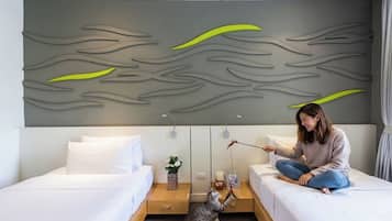 Deluxe Pet Friendly Room | Literie de qualité supérieure, minibar, coffres-forts dans les chambres