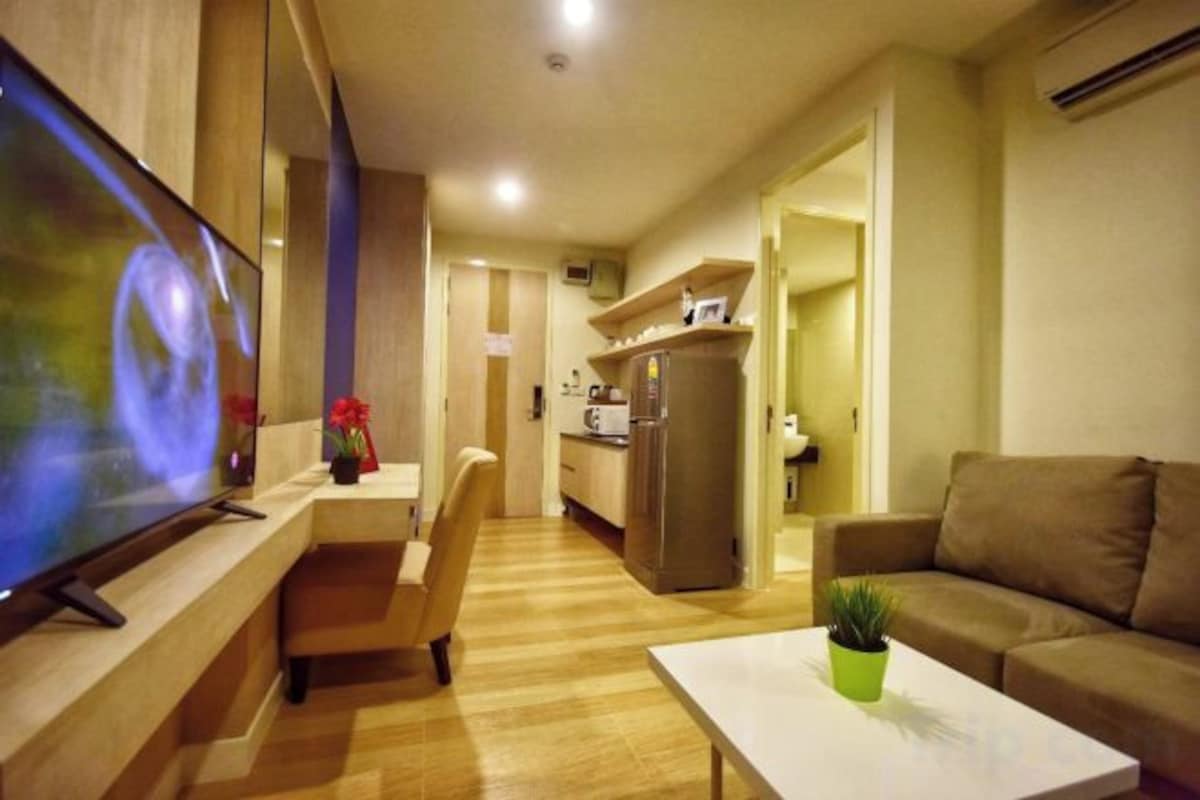 Junior Room