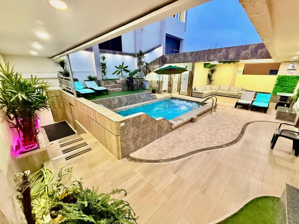 Pool