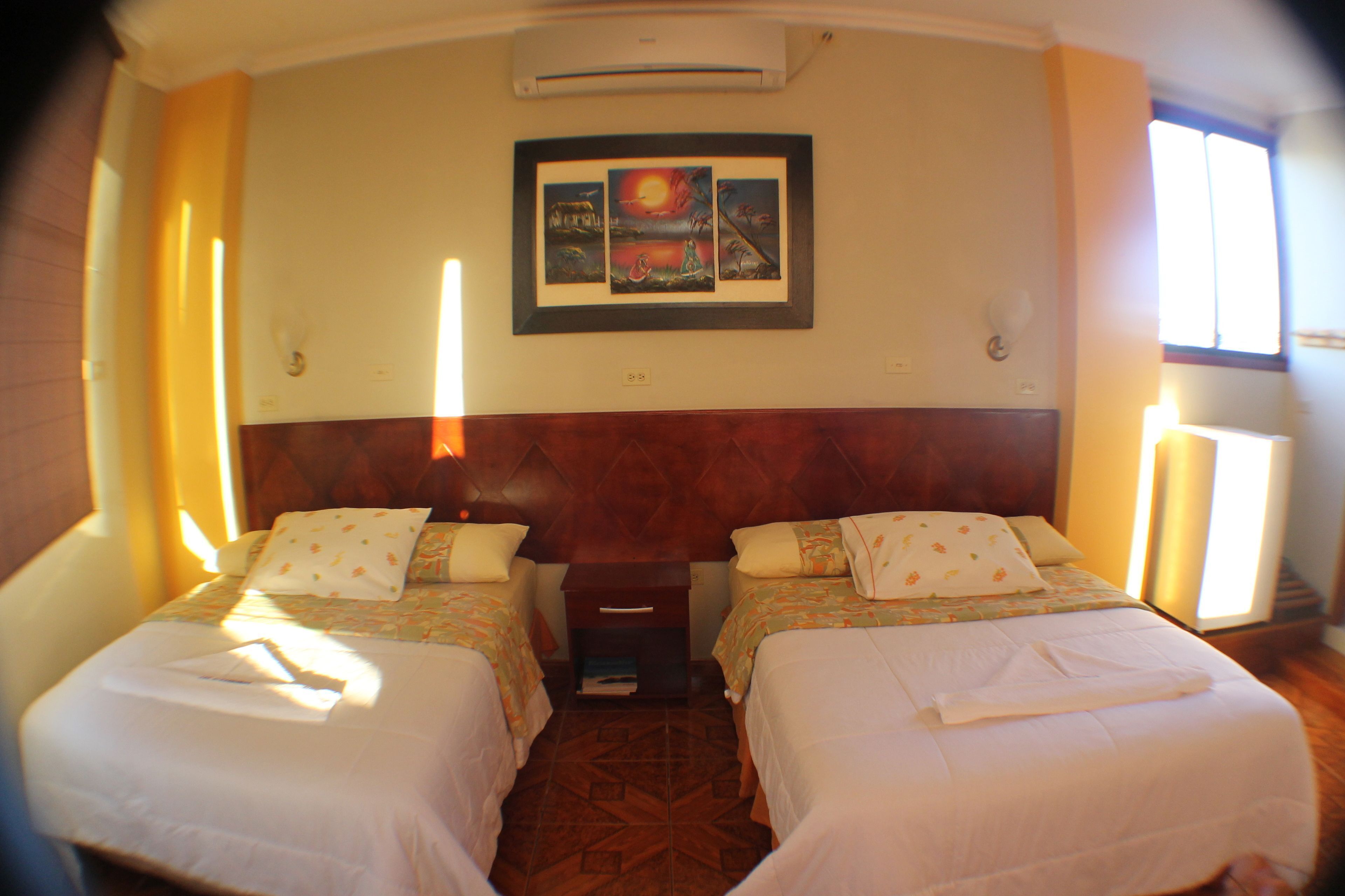 Down duvets, individually decorated, desk, free WiFi