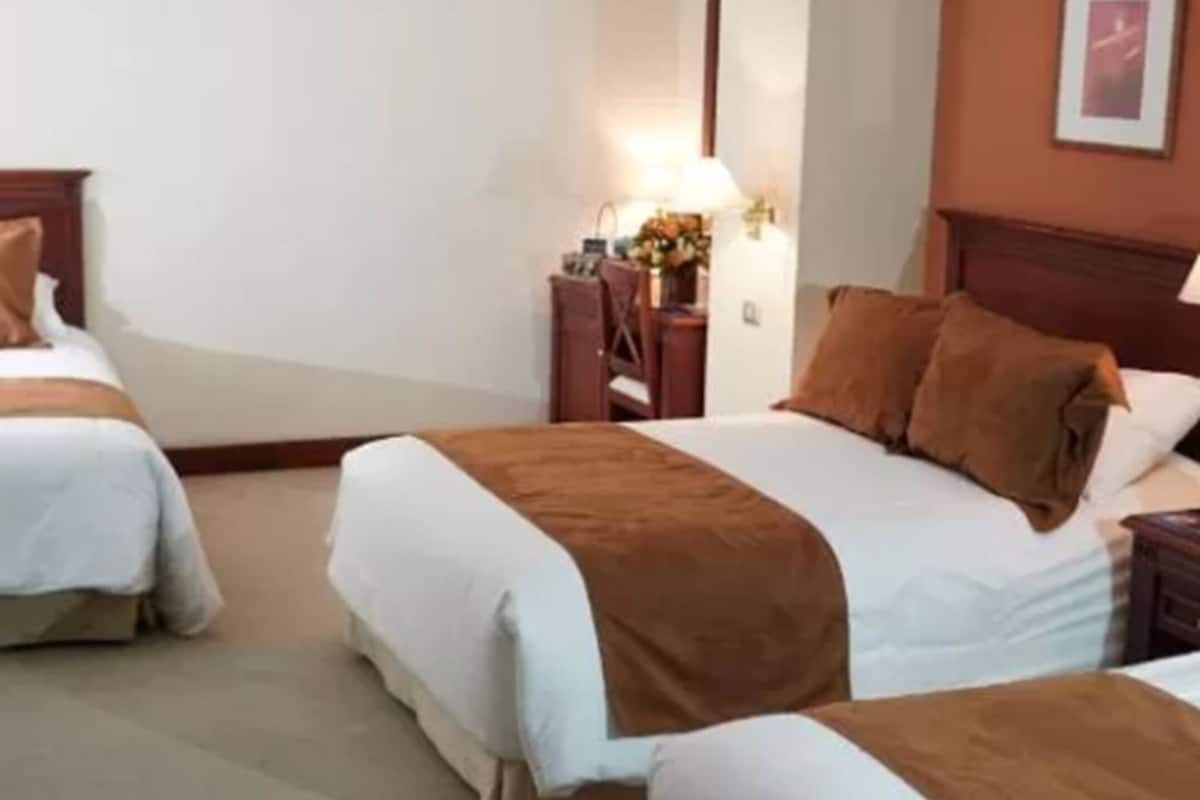 superior triple room | 1 bedroom, minibar, in-room safe, individually furnished