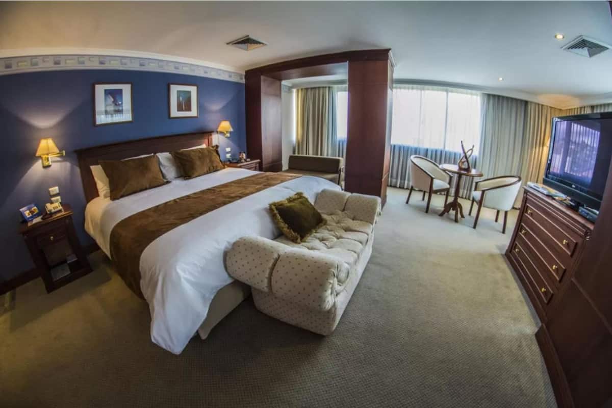 Presidential Suite | 1 bedroom, minibar, in-room safe, individually furnished
