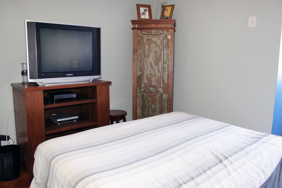 Chambre Double Classique, salle de bains commune