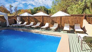 Family Bungalow, 3 Bedrooms, Balcony, Garden View | Premium bedding, soundproofing, free WiFi, bed sheets