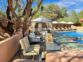 Elite Bungalow, 2 Bedrooms, Terrace, Pool View | Premium bedding, soundproofing, free WiFi, bed sheets