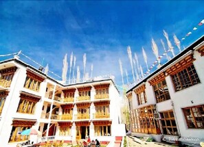 Front of property - TIH Hotel Kidar, Leh (Leh)