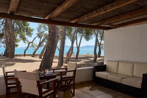 Bungalow Beach Front | 阳台