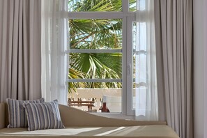 Deluxe Plus with Garden View | Terrace/patio