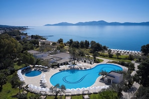 Indoor pool, outdoor pool, open 10:00 AM to 6:00 PM, pool umbrellas - Hydra Beach Resort (Ermionida)