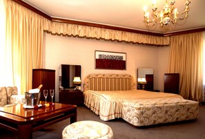 Presidential Room