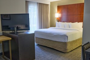 Pillowtop beds, desk, laptop workspace, blackout drapes - Residence Inn by Marriott Columbia Northwest/Harbison (Irmo)