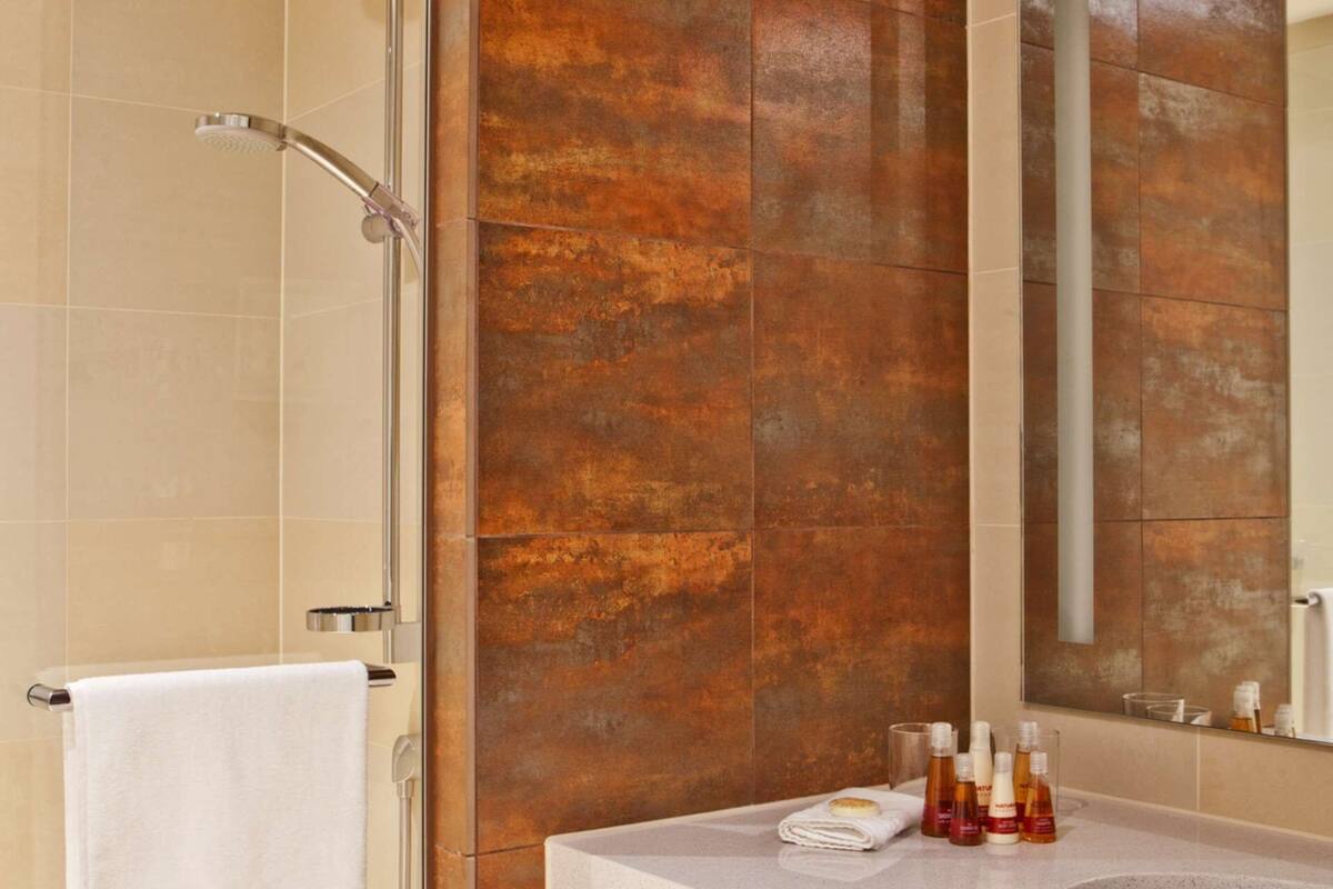 in-room safe, desk, soundproofing, free cots/infant beds