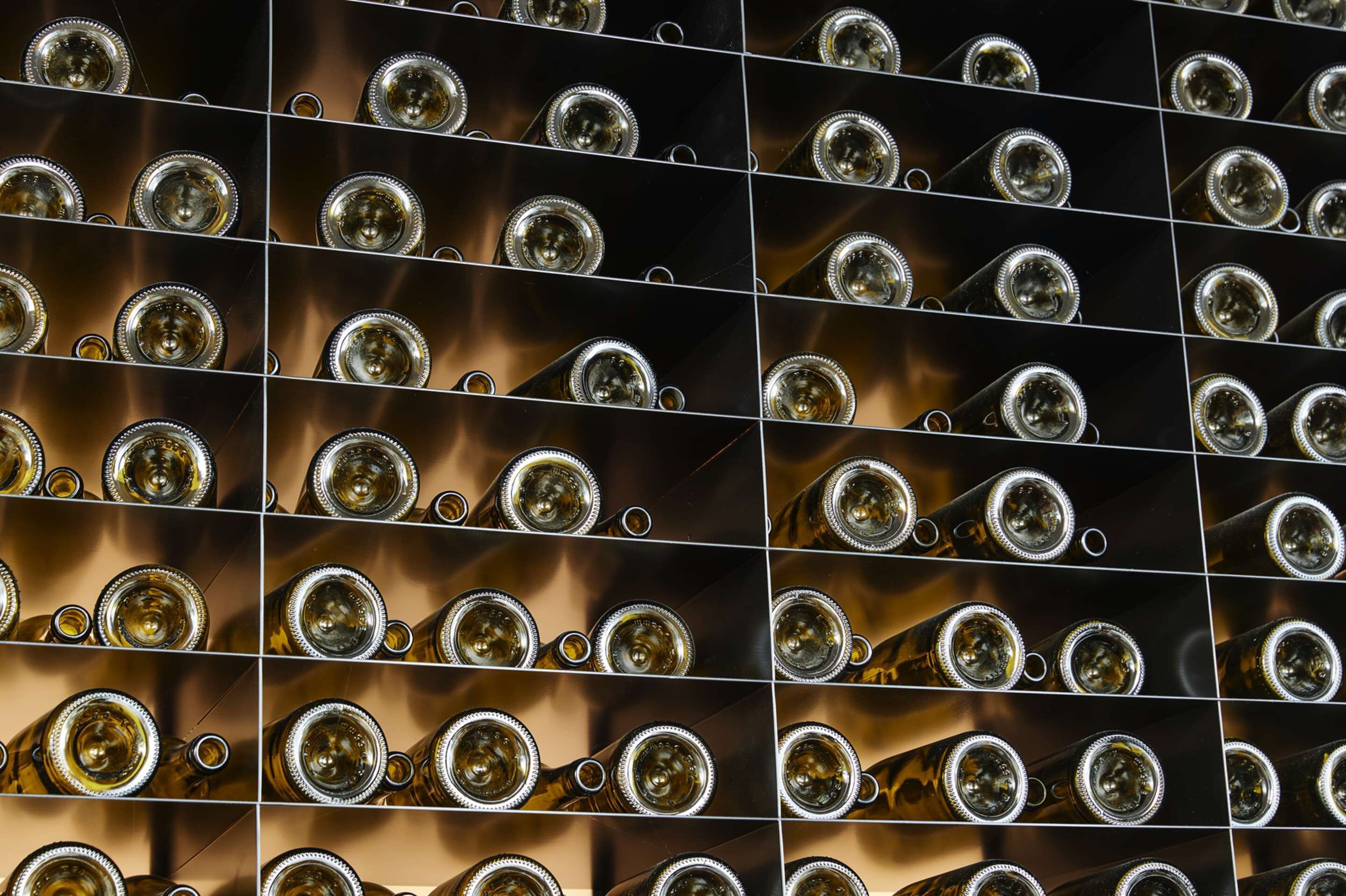 breakfast, lunch, dinner served; regional cuisine, al fresco dining