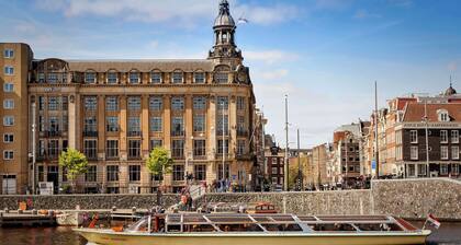 art'otel Amsterdam powered by Radisson Hotels