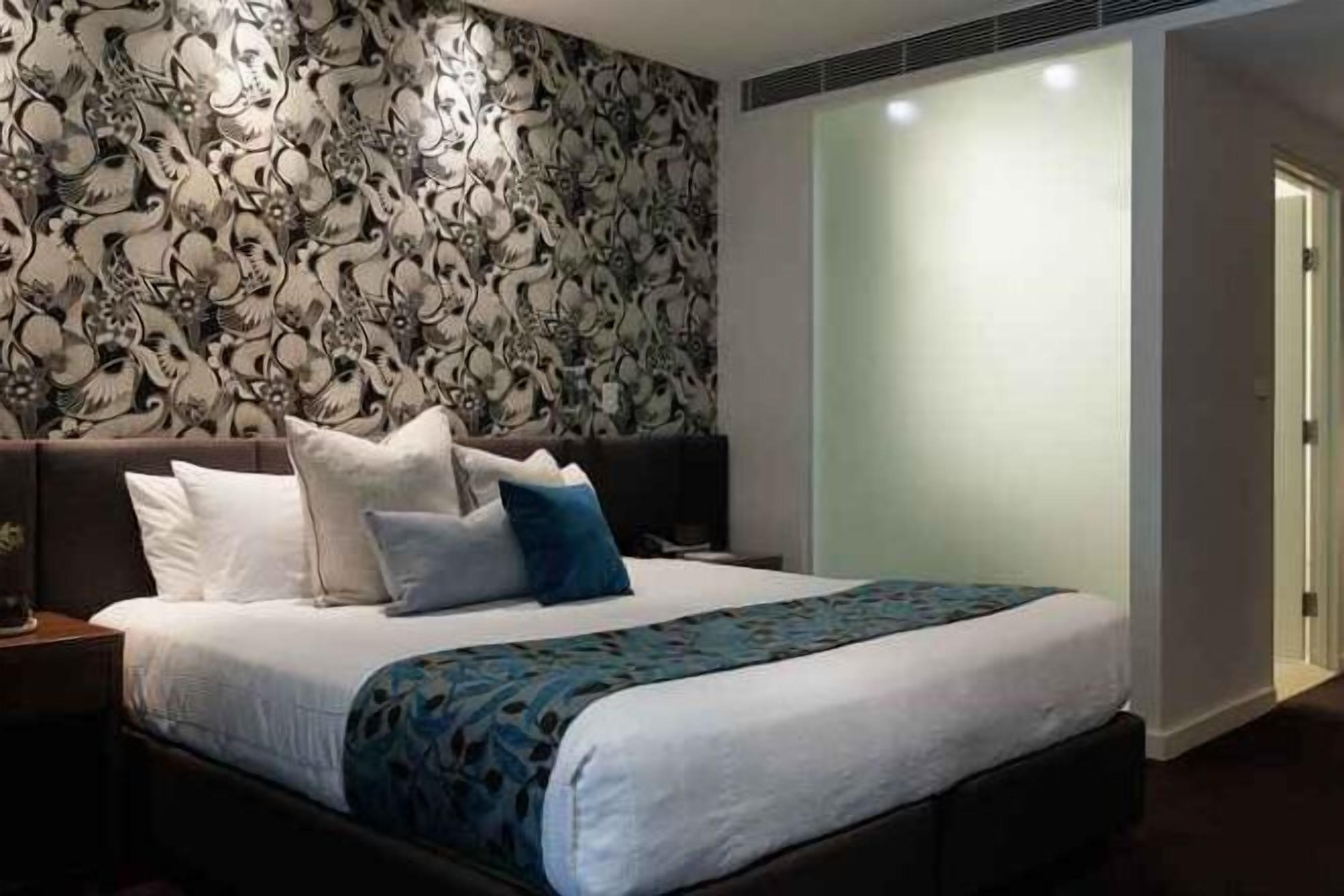 Premium bedding, in-room safe, desk, blackout curtains