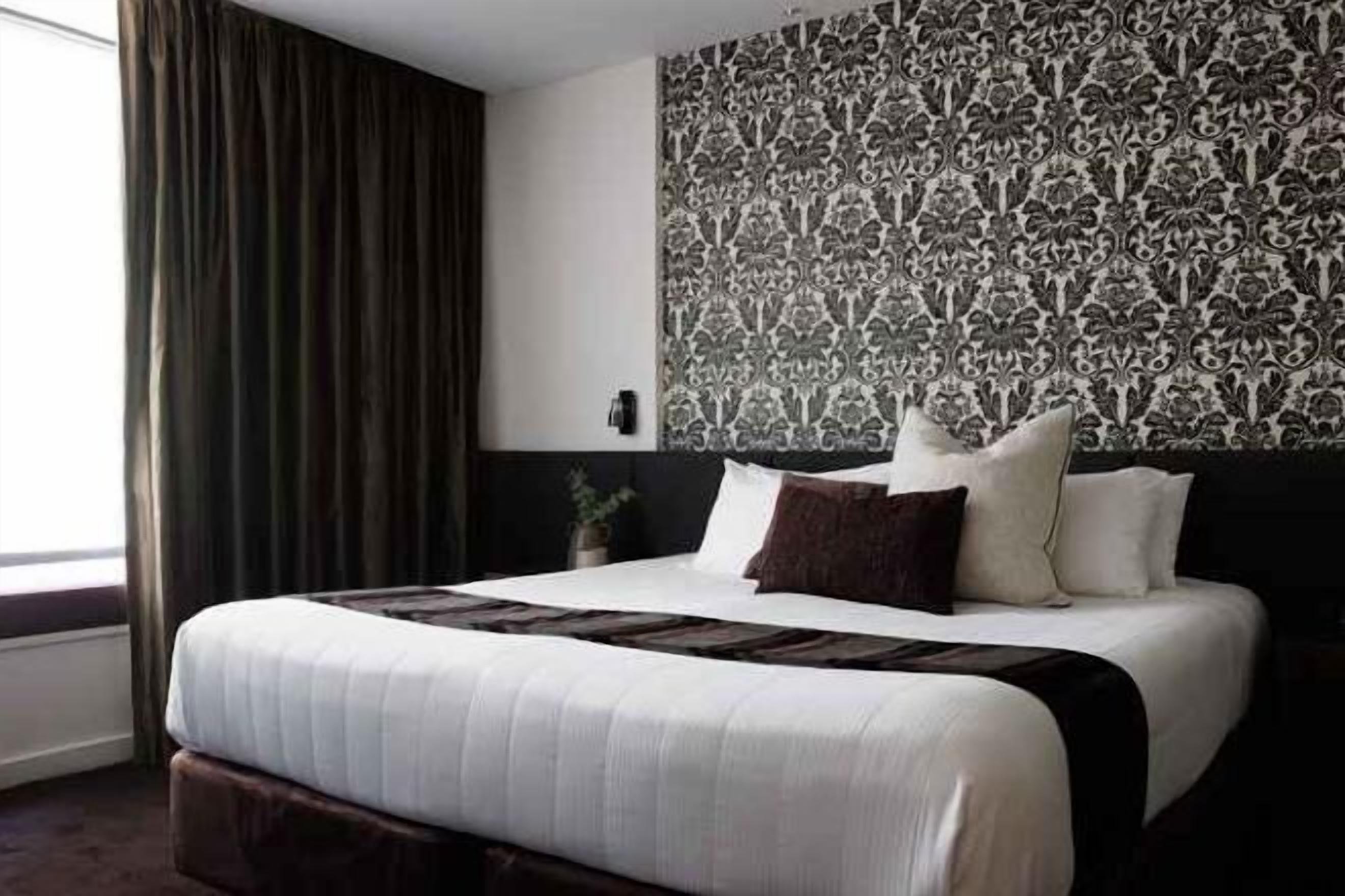 Premium bedding, in-room safe, desk, blackout curtains