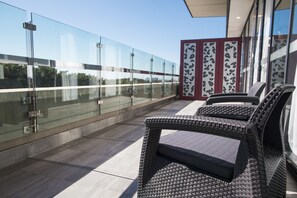 Superior King Balcony | Terrace/patio