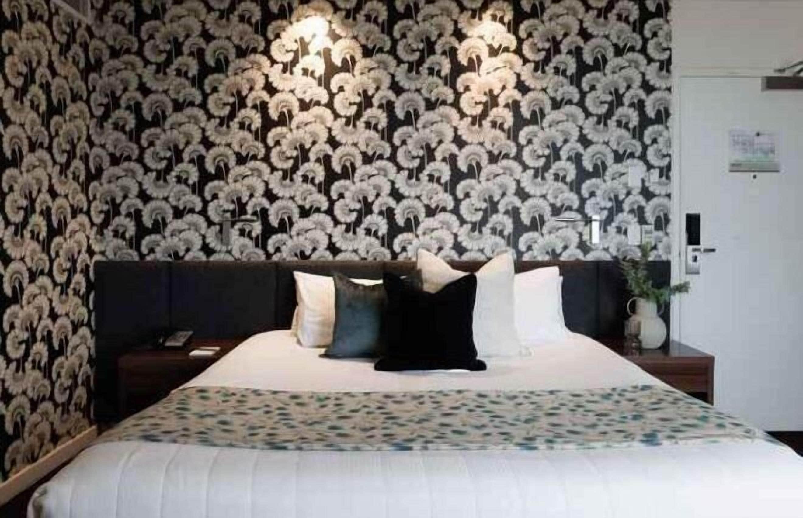 Premium bedding, in-room safe, desk, blackout curtains