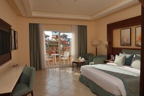 Egyptian cotton sheets, minibar, in-room safe, blackout curtains - Charmillion Gardens Aquapark (Sharm El Sheikh)
