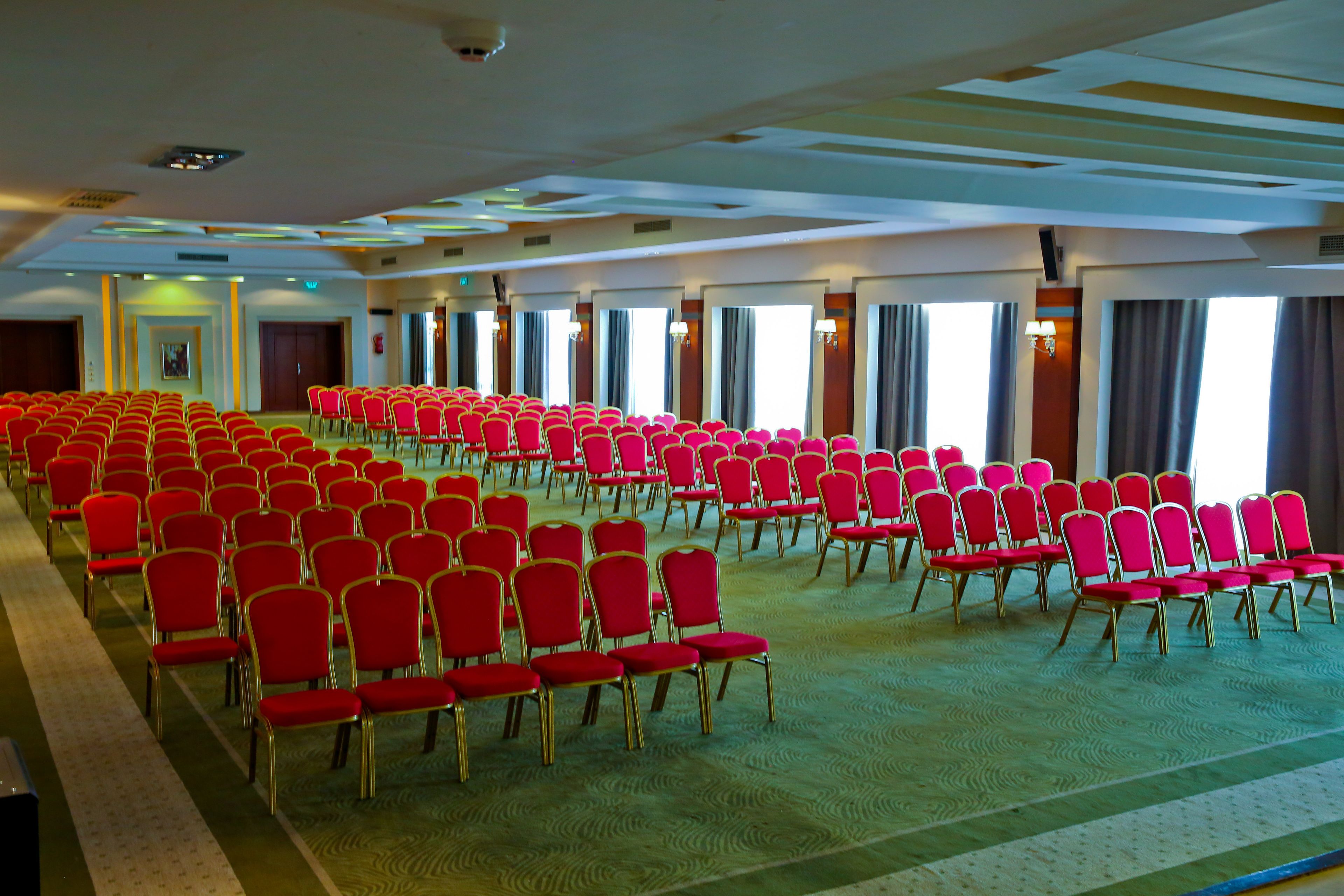 Photo - Charmillion Gardens Aquapark