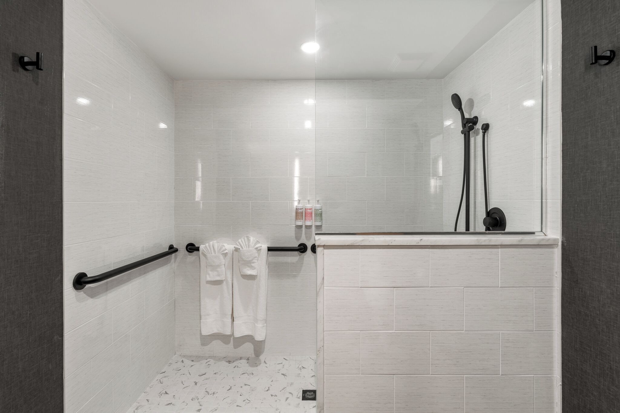 deluxe room, 1 king bed, city view (deluxe king) | premium bedding, in-room safe, desk, laptop workspace