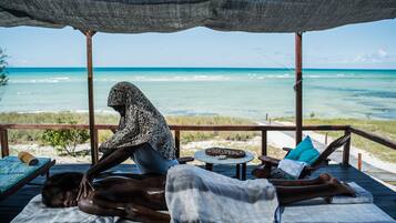 Outdoor treatment area, massages on the beach