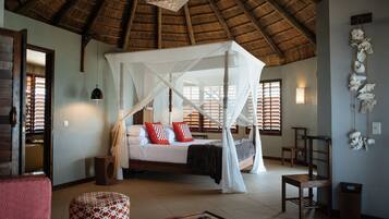 Villa Luxe, en front de plage | Minibar, coffres-forts dans les chambres, chambres insonorisées