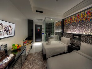 Desk, blackout drapes, free WiFi, bed sheets - Arenaa Star (Kuala Lumpur)