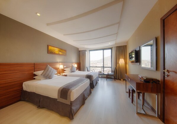 Standard Double Room, Side Haram View | 1 Schlafzimmer, Zimmersafe, schallisolierte Zimmer