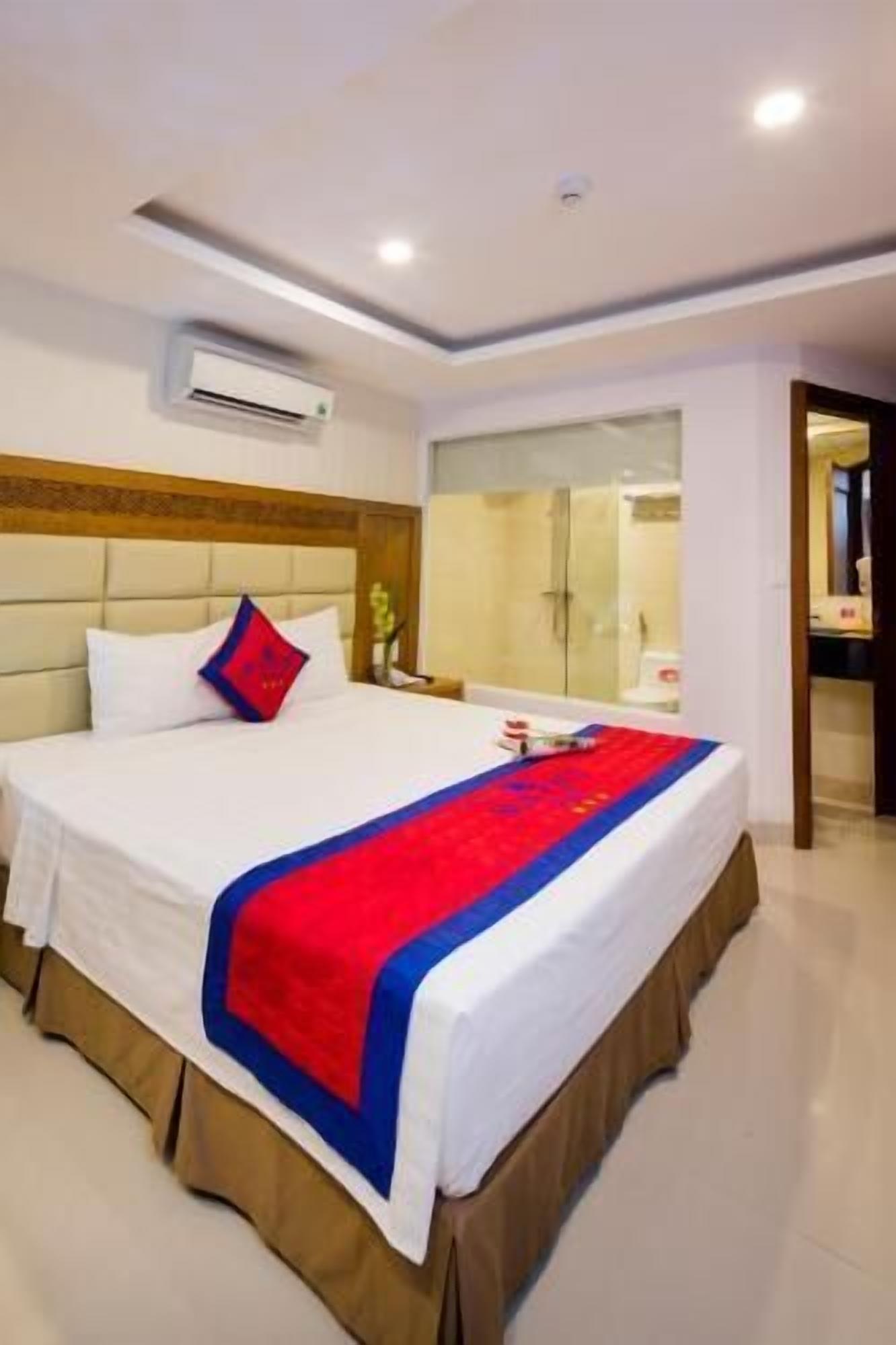 Minibar, in-room safe, desk, blackout curtains