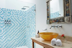 Bathroom - Casa Bustamante Hotel Boutique (Cartagena)