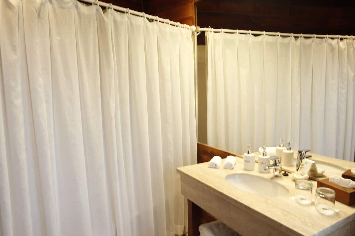 deluxe twin room, garden view | 4 bedrooms, egyptian cotton sheets, premium bedding, pillow-top beds