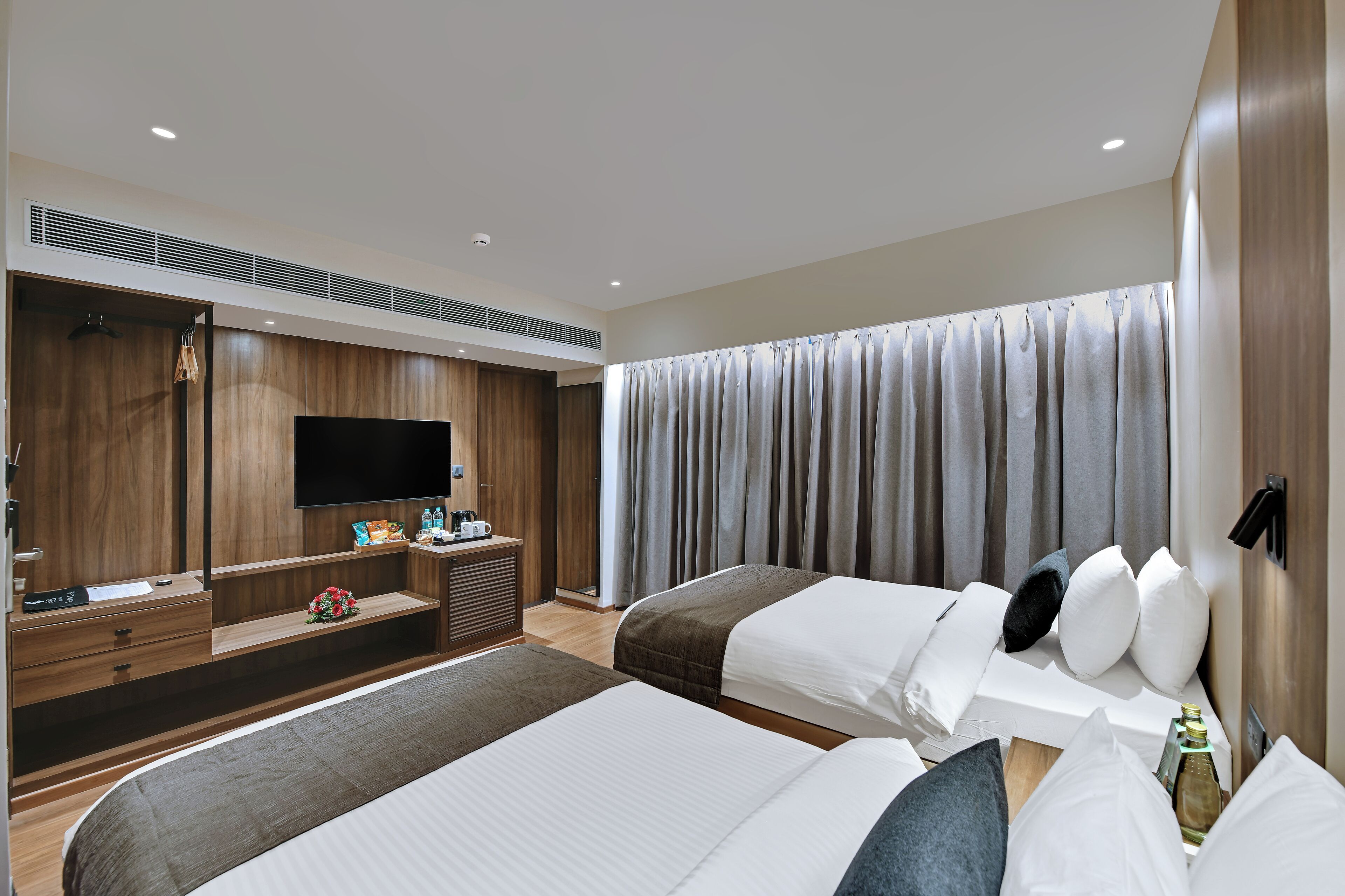 Phòng 2 giường đơn Executive | Bộ đồ giường cao cấp, minibar, két bảo mật tại phòng, bàn 