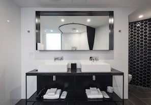 Shaken | Bathroom | Shower, rainfall showerhead, designer toiletries, hair dryer