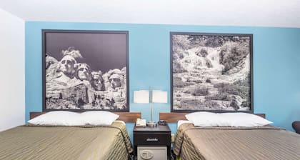 Super 8 by Wyndham North Sioux City