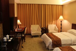 Deluxe Room, 2 Single Beds | Minibar, in-room safe, desk, blackout curtains