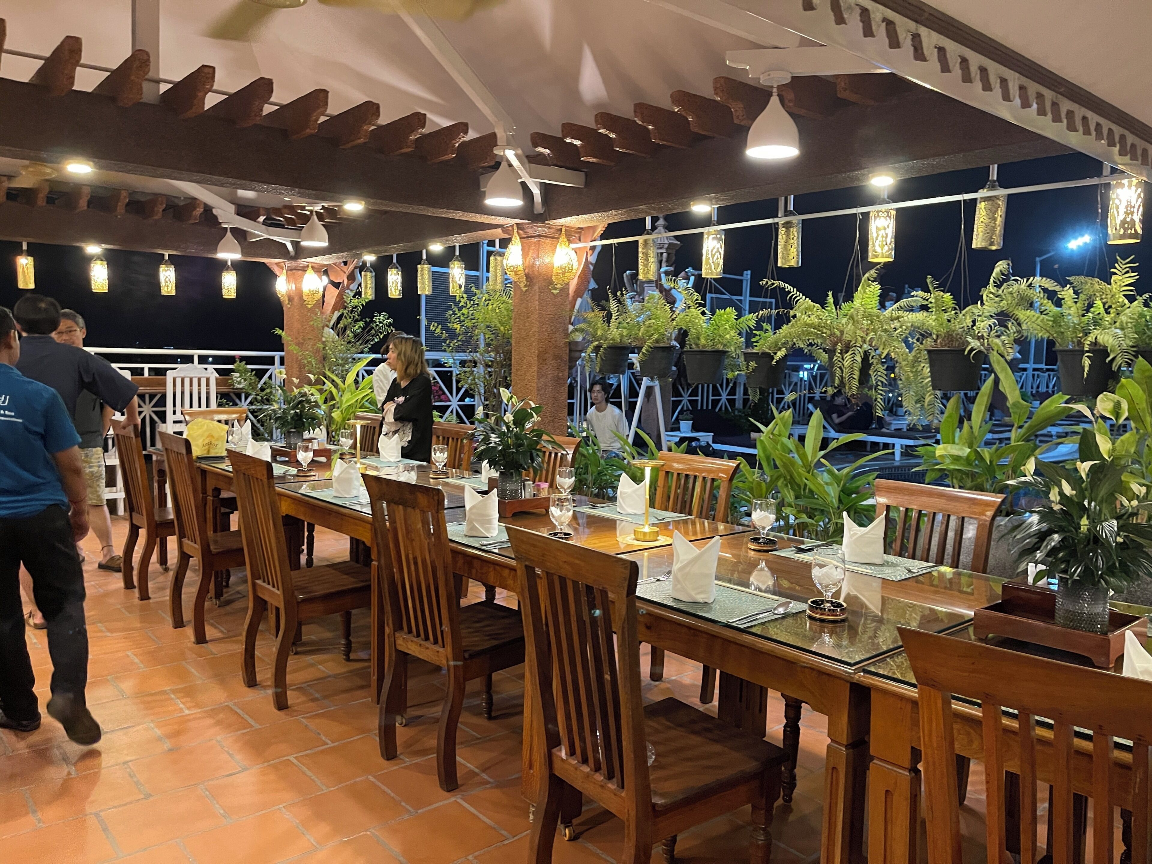 2 Restaurants; Frühstück, Mittagessen und Abendessen werden serviert