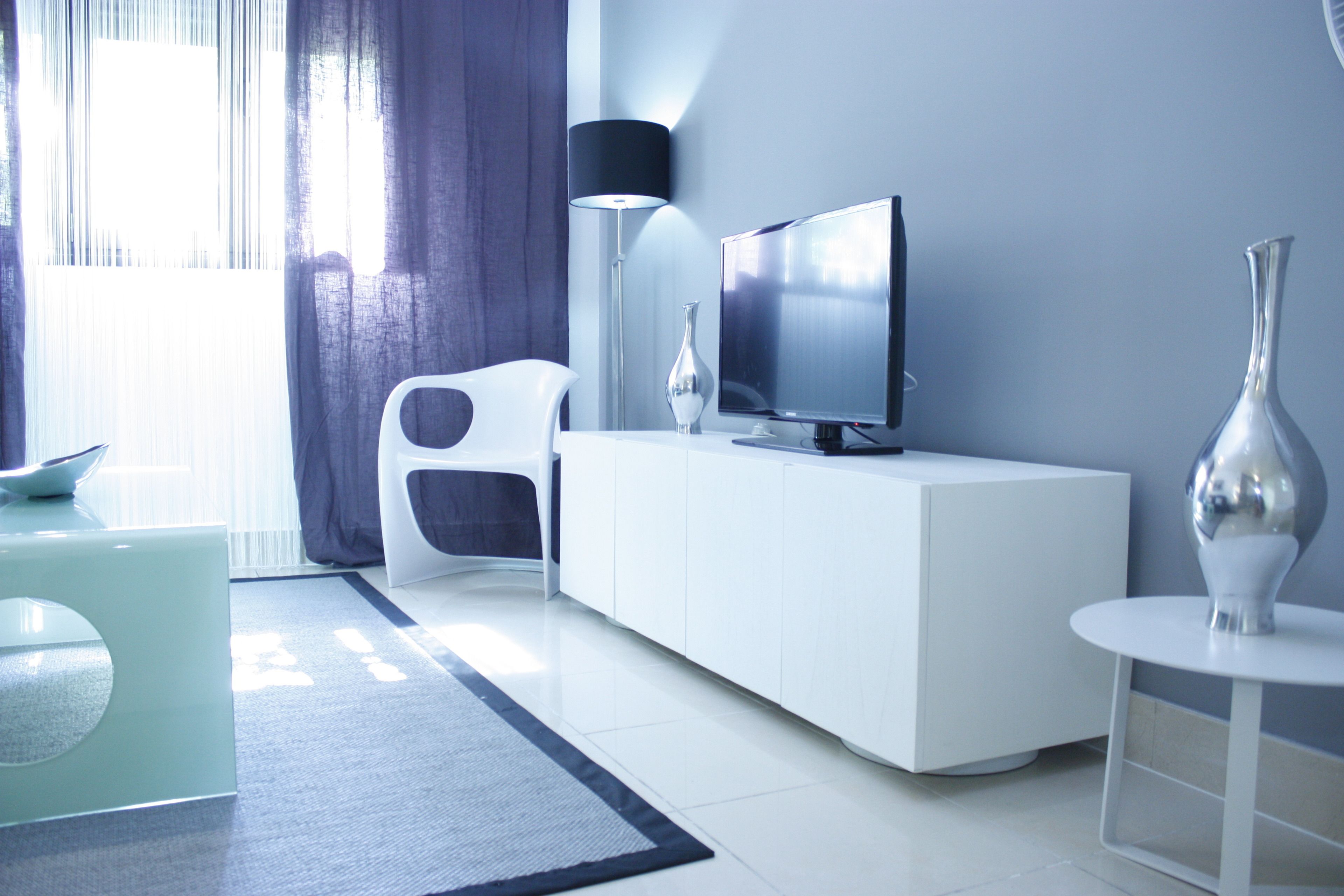 Deluxe Apartment (Exterior) | Down comforters, memory foam beds, individually decorated