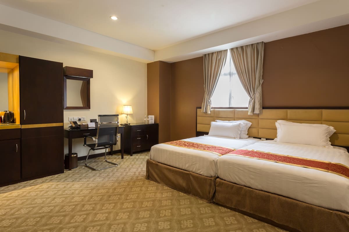 Deluxe Hollywood Room | Couette en duvet d'oie, minibar, coffres-forts dans les chambres