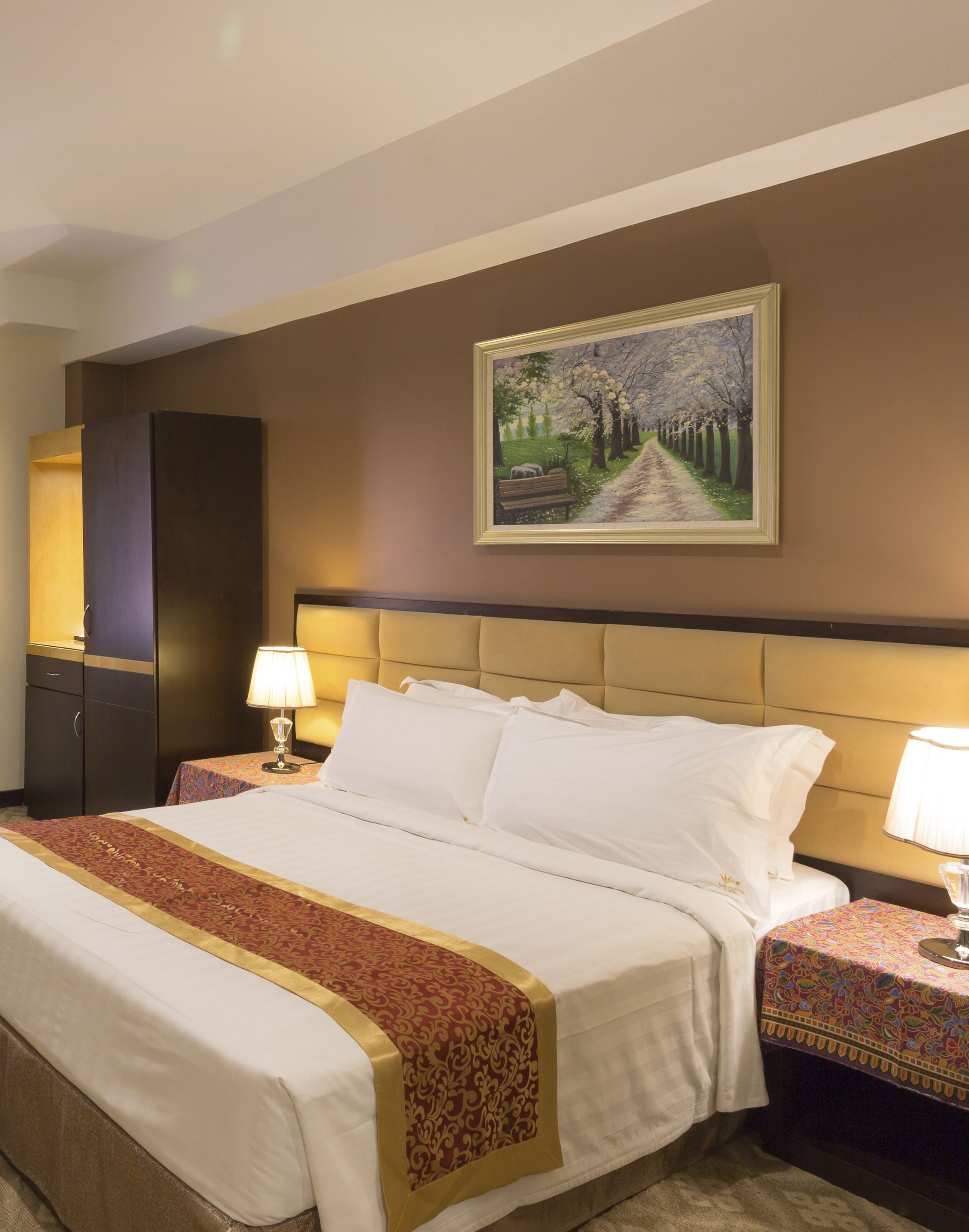 Foto - Hallmark Crown Hotel