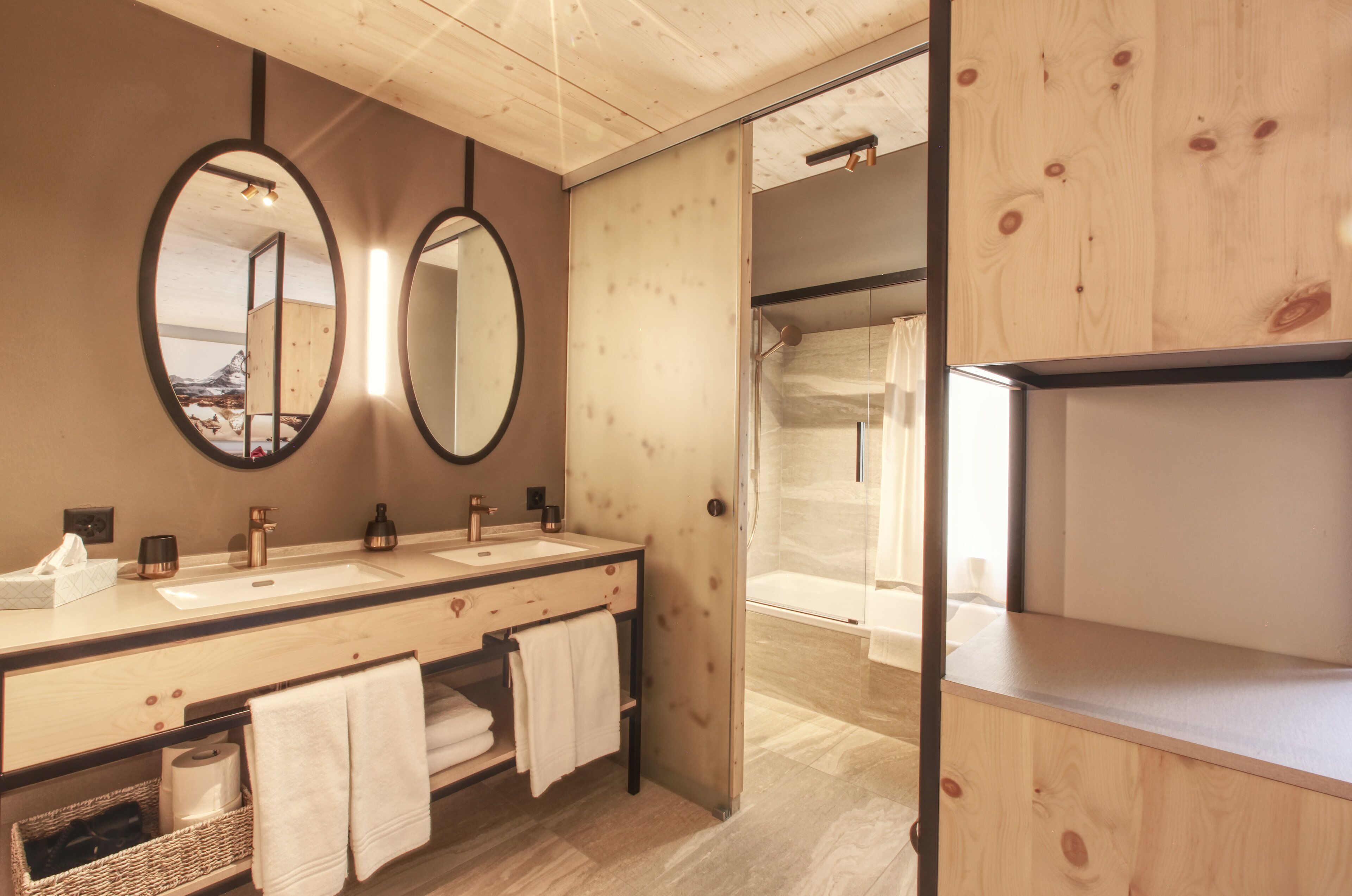 family double room (arve plus 2 - kajütenbett) | bathroom | hair dryer, towels