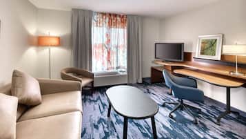 32-inch LCD TV with cable channels, TV