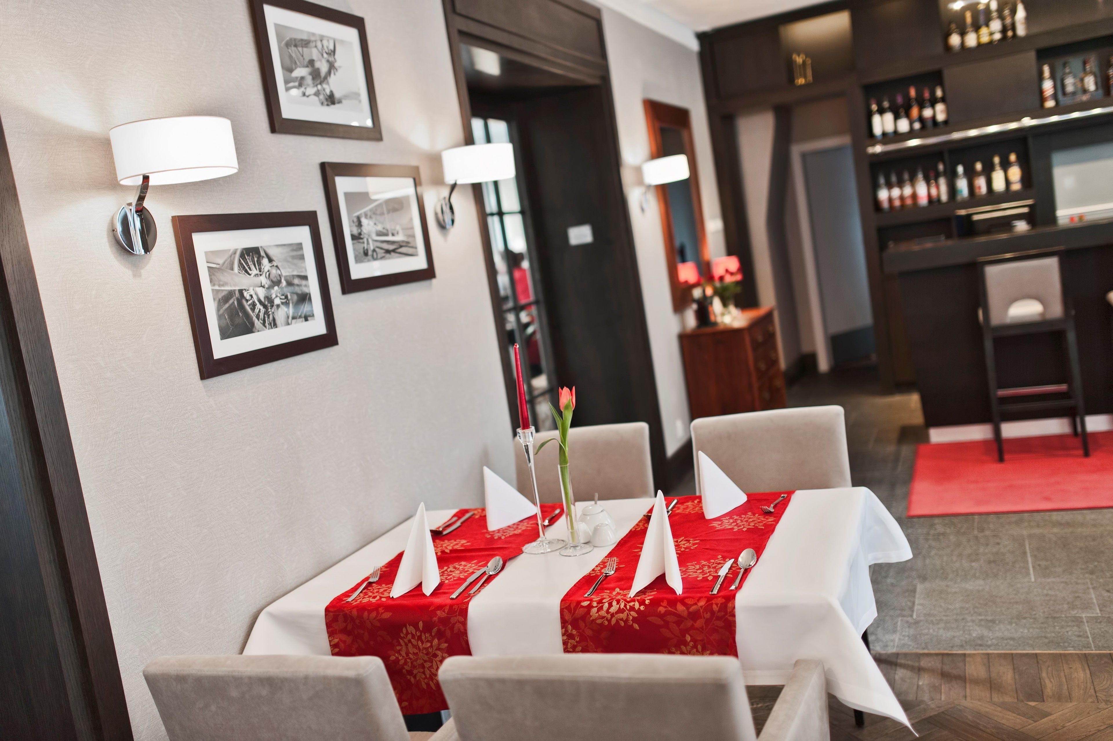 breakfast, lunch, dinner served; al fresco dining